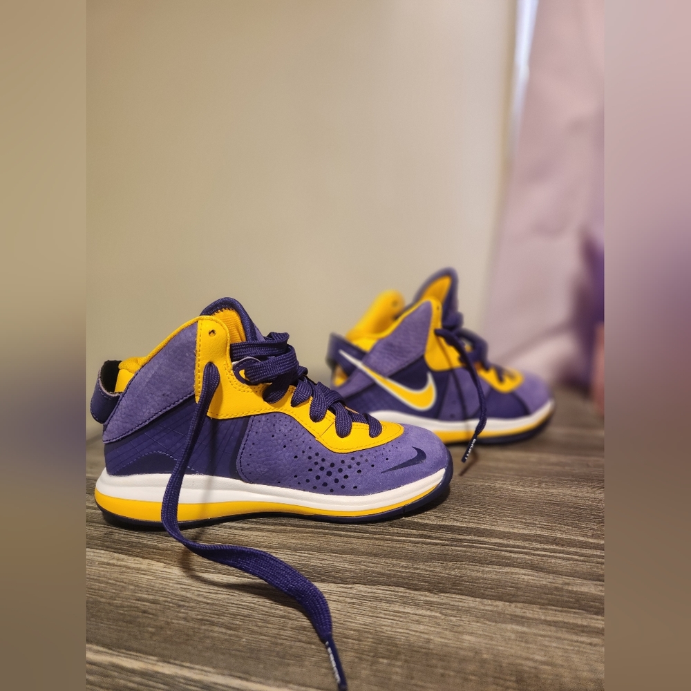 Lebron Eight kids sneakers
